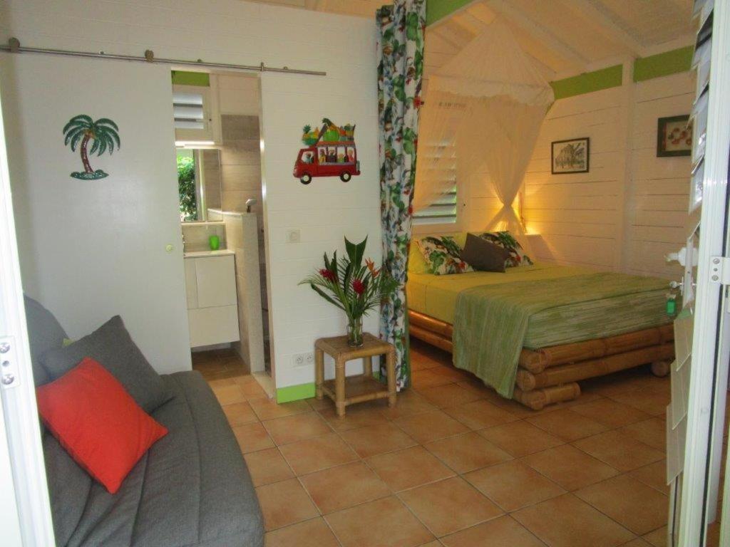 Apartament Les 3 Epices Le Gosier  Zewnętrze zdjęcie